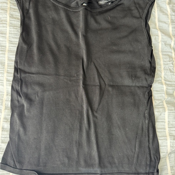 Colorful Designer Tops Bundle - Picture 7 of 8